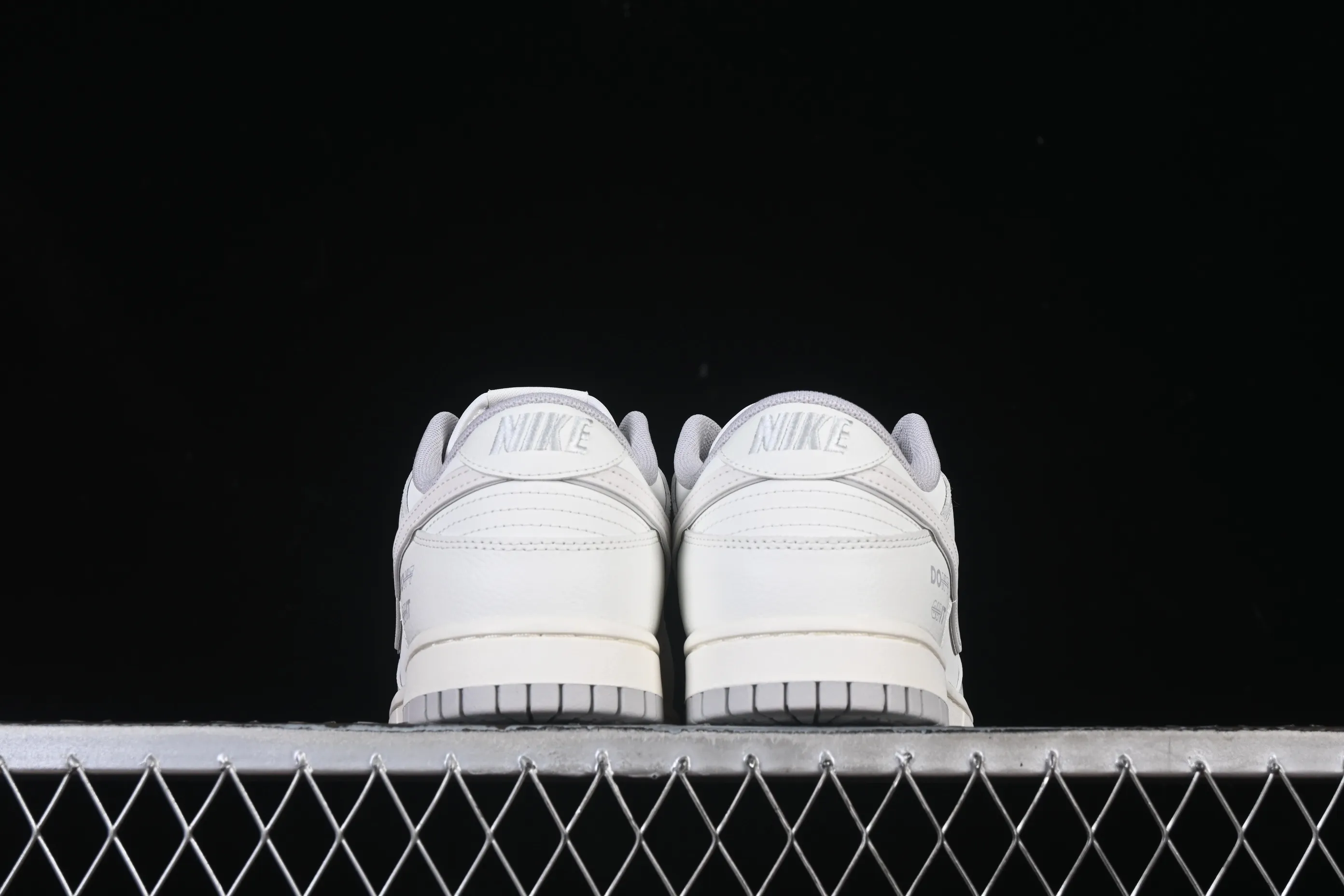 All categories Nk SB Dunk Series Nk SB Dunk Low High-end customized low-top sneakers Nike SB Dunk Low "Just Do It" Anniversary high-end customized low-top casual sneakers WG0508-046